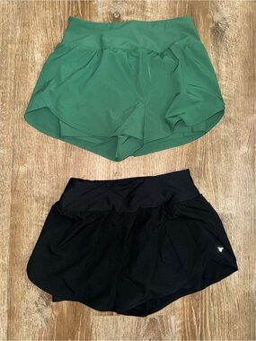 Women's High-Waist Performance Shorts - Green & Black